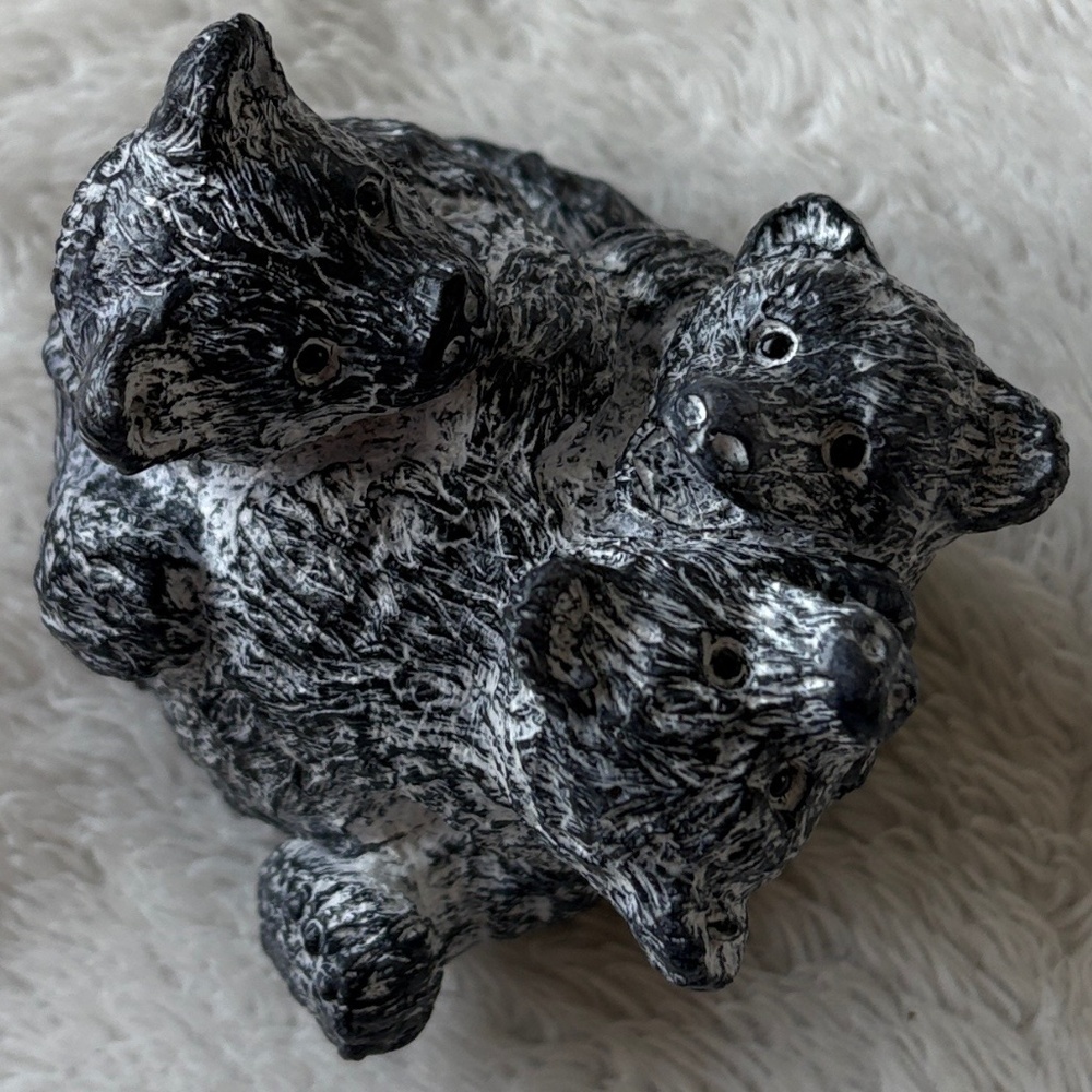 Vintage Edmund Wolf Jr. Soapstone Bear Trio Sculpture 🪨 Hand-Carved Canada | - Picture 3 of 7